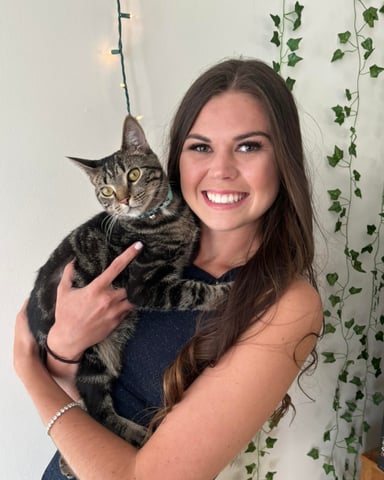 Madison Amundson with her cat
